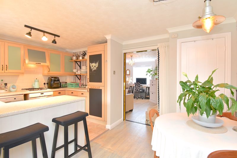 Kitchen- click for photo gallery